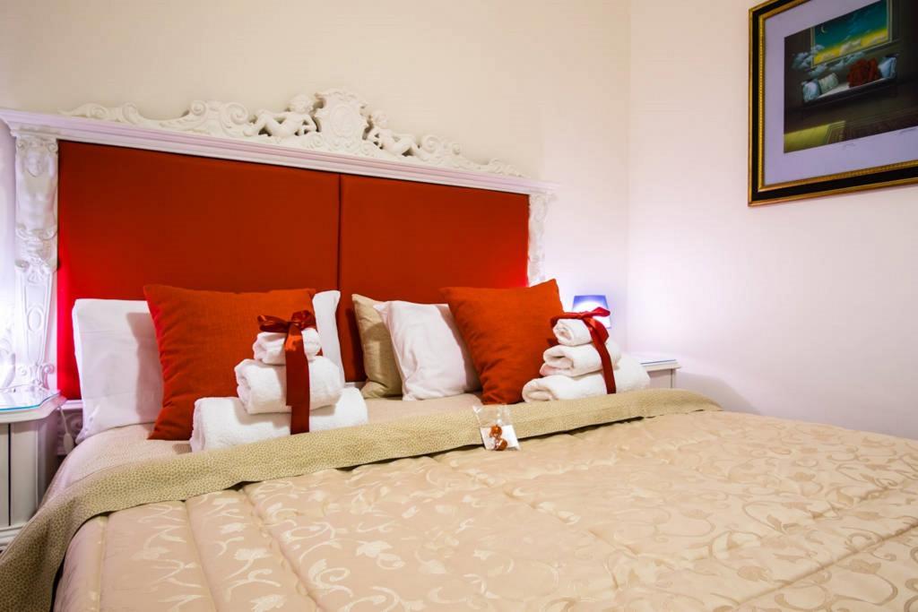 Apartament Excellence, Free Parking, 3 Minutes Walking From Sassi Matera Zewnętrze zdjęcie